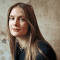 Emma Holten: At bygge med omsorg til kroppen og sindet image
