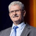 Mogens Lykketoft: Hurtig grøn omstilling er svaret i en usikker verden image