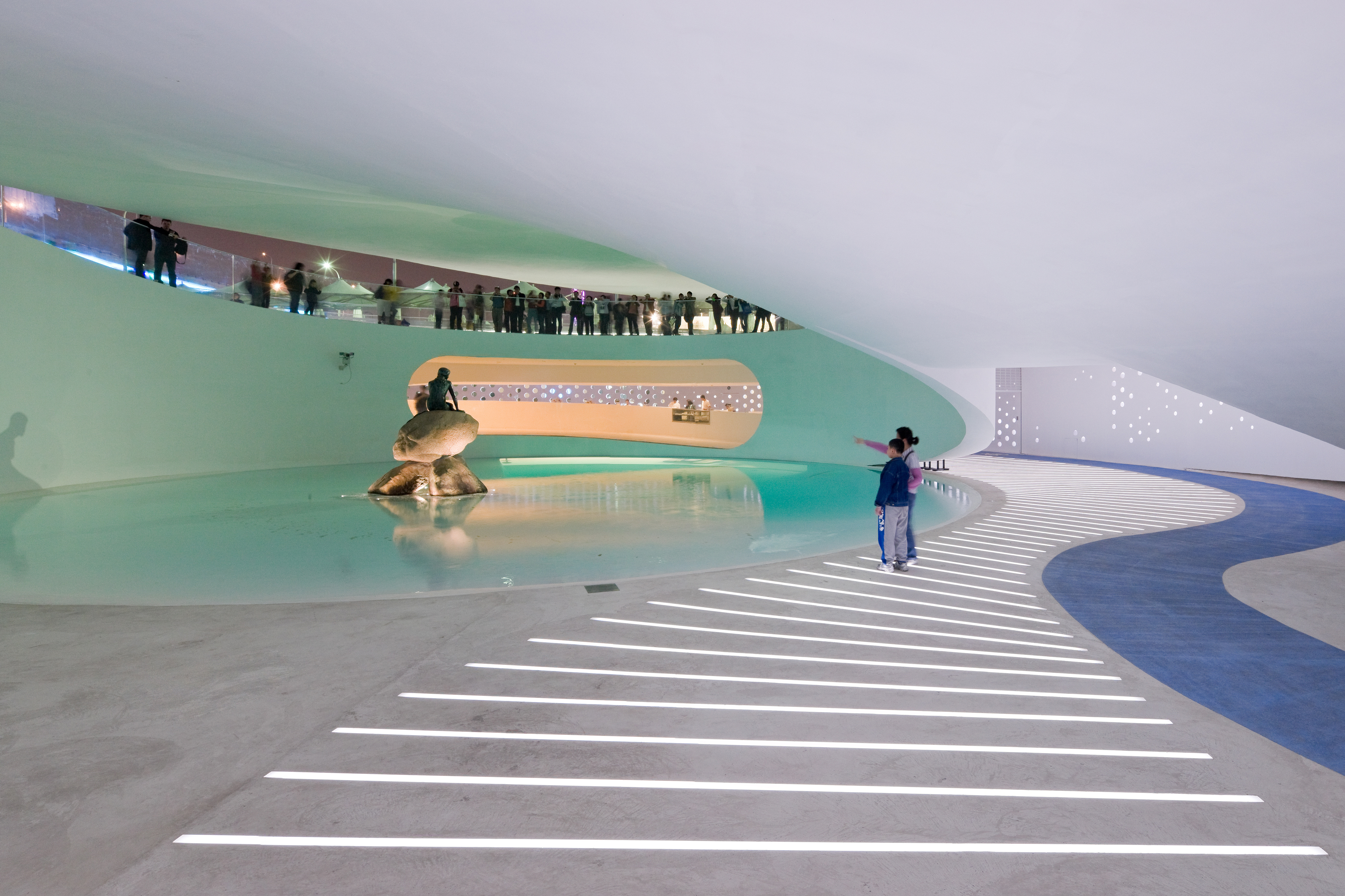 Vi skal tænke bæredygtighed ind over hele linjen.