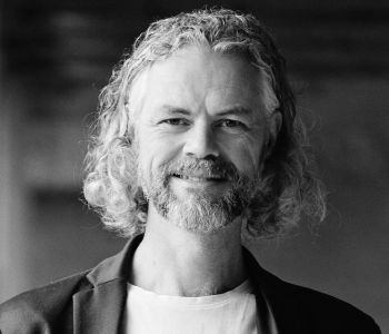 Jesper-Back_350x300px